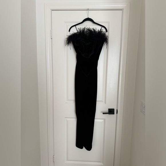 Perfect Holiday Outfit! Liv Foster Velvet Stretch Jumpsuit - Picture 6 of 9